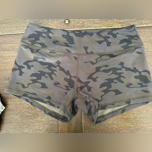 Born Primitive Shorts